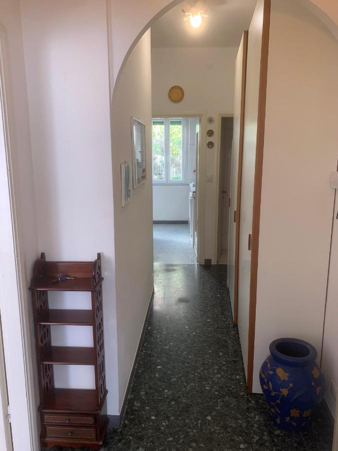 Casa Bianca 4 - Confortevole In Centro A مونيلّي المظهر الخارجي الصورة
